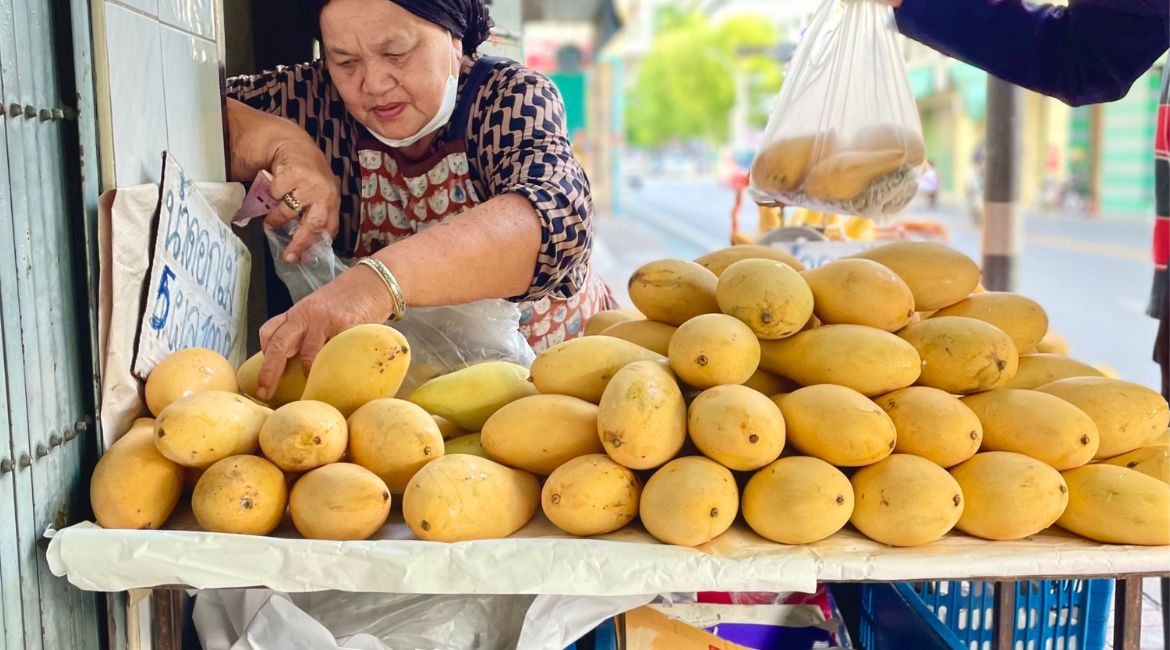 Mango Sticky Rice – Kor Panit ก​.พานิช
